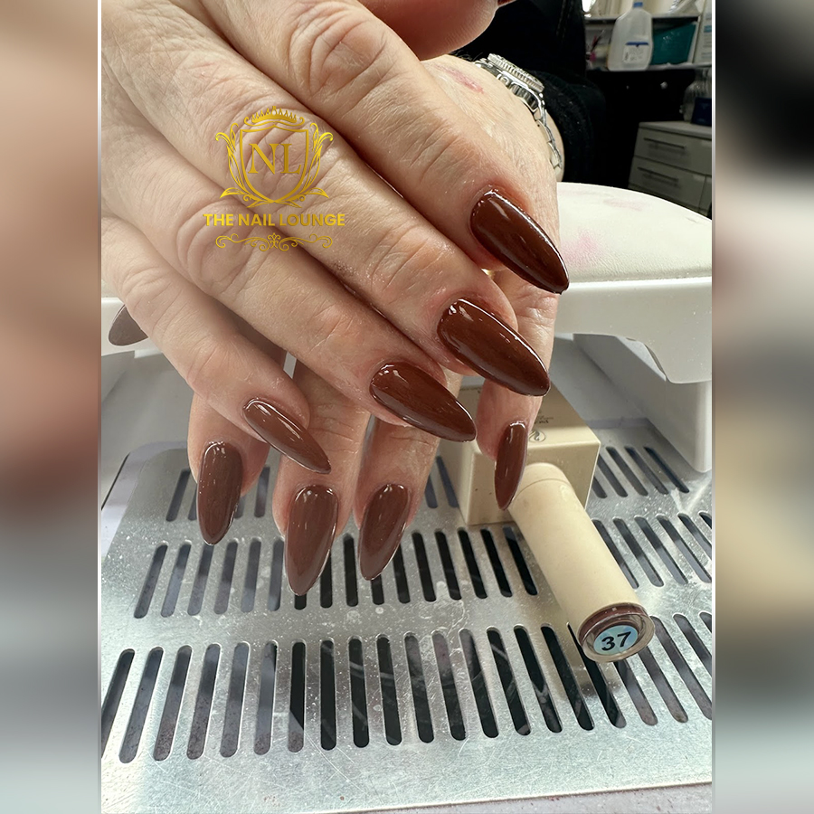the-nail-lounge-dec-1 (2)